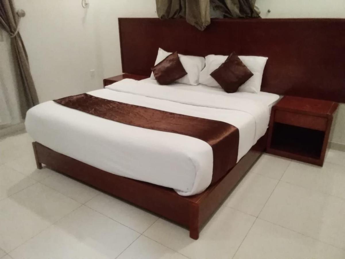 Iwan Alandalusia Al Ajaweed Aparthotel Yidda Exterior foto